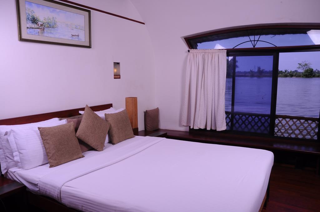 Hotel Xandari Riverscapes Alappuzha Exterior foto